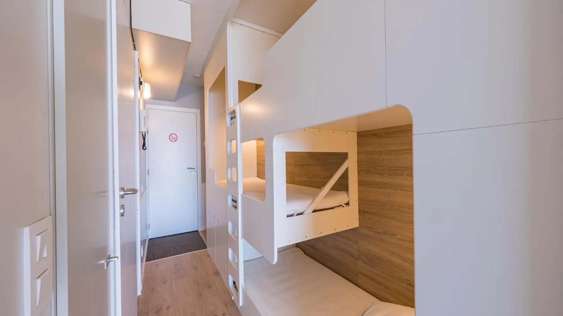 Studio On 6Th Floor For Family Middelkerke Apartment